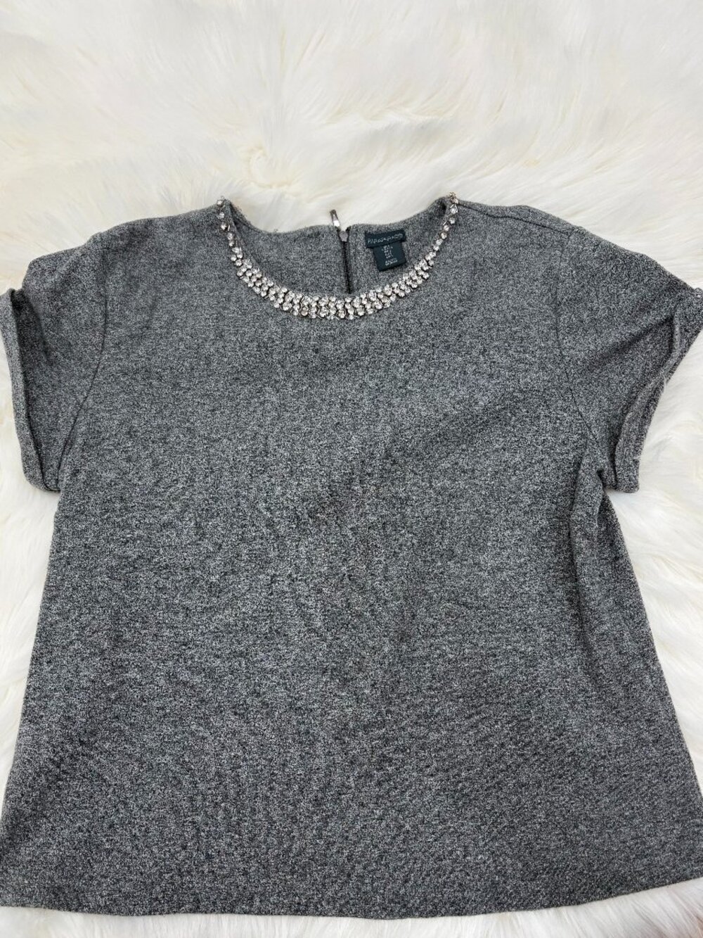 Paraphrase gray short sleeve sweater with jeweled collar size - Size Large